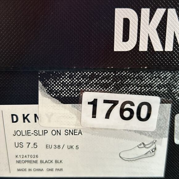 DKNY Jolie-Slip On Sneakers Neoprene Black Neon Yellow Logo NEW 7.5 - Picture 11 of 11